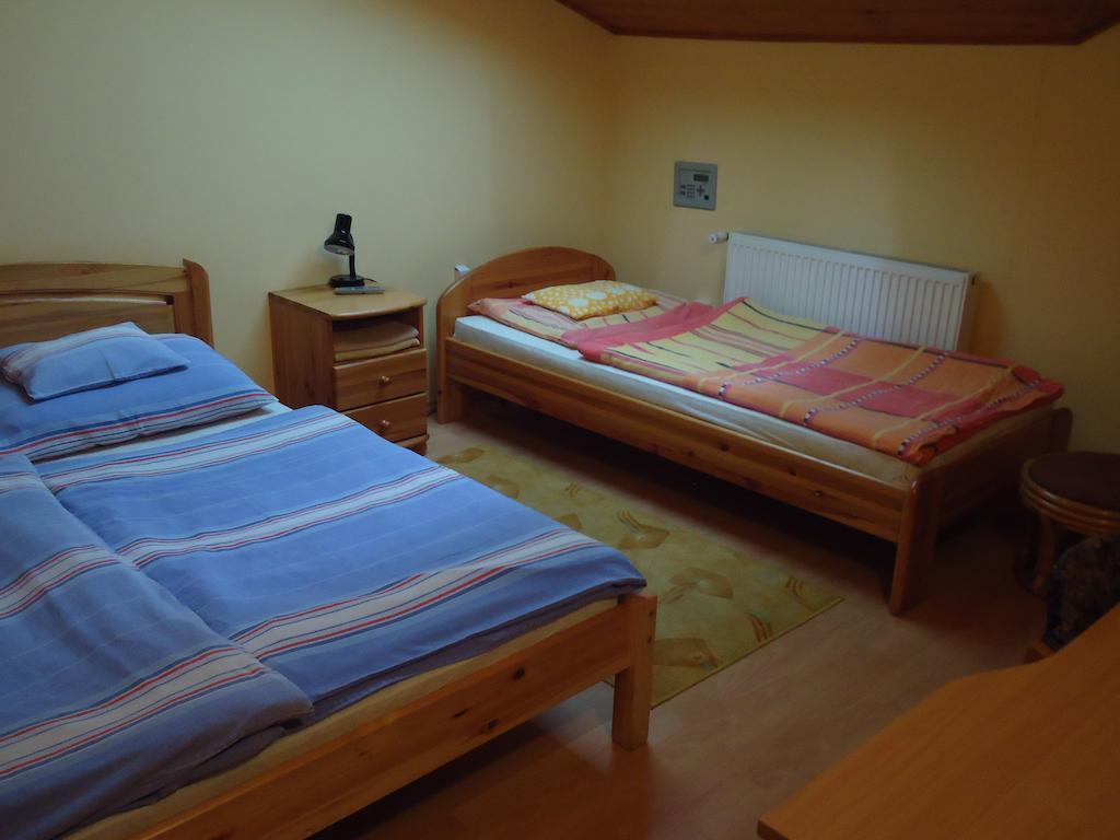 Czermann Panzió és Étterem Oroszlány Quarto foto