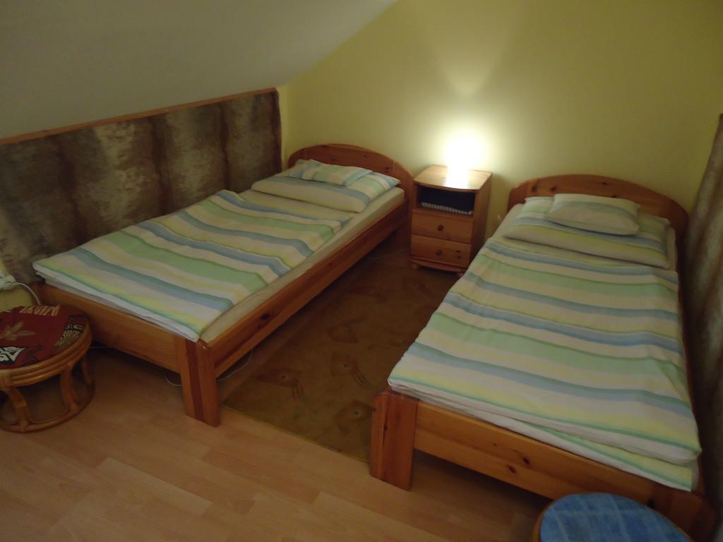 Czermann Panzió és Étterem Oroszlány Quarto foto